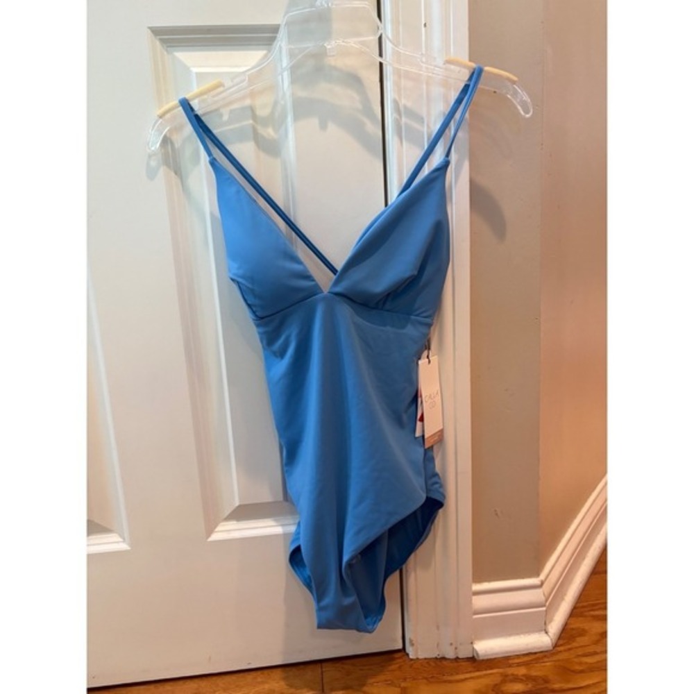 New Calia Strappy Back One Piece Swimsuit - Tranquil Blue‎ - Womens Size 12